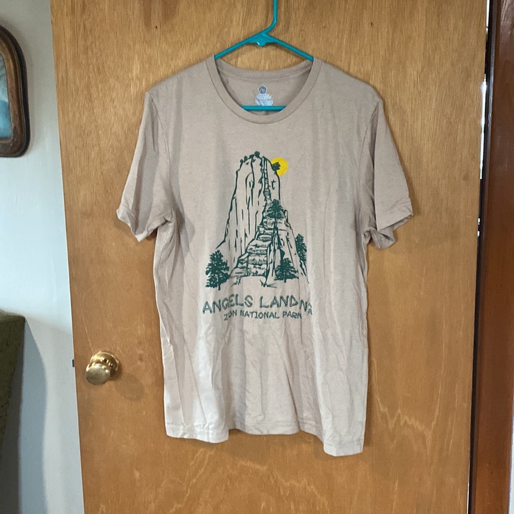 Angel’s Landing t-shirt large